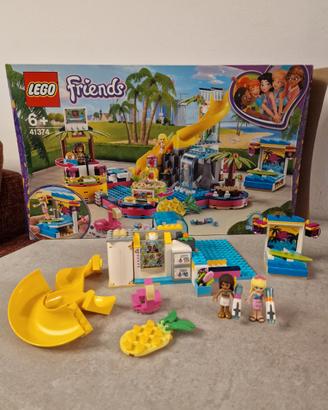 Lego Friends 41374 La festa in piscina di Andrea
