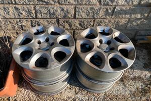 Cerchi in  lega alfa 159