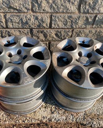 Cerchi in  lega alfa 159