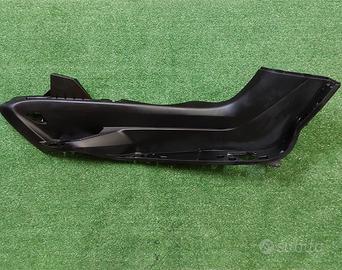 Pedana poggiapiede yamaha majesty 400