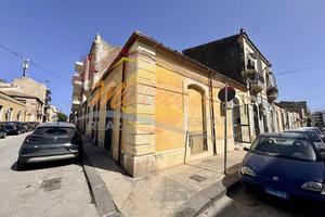 Singola a Siracusa