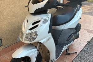 Aprilia Sportcity Cube (2011) 