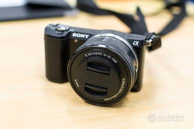 Sony A5000 con obiettivo 16-50 OSS – Pari al nuovo