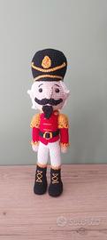 pupazzo amigurumi  soldatino schiaccianoci