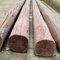 Quattro travi in legno lunghezza da 4.30 a 4.80