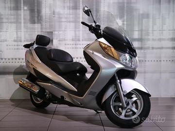 Suzuki Burgman 400