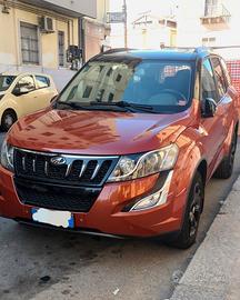 maindra xuv 500 w10  