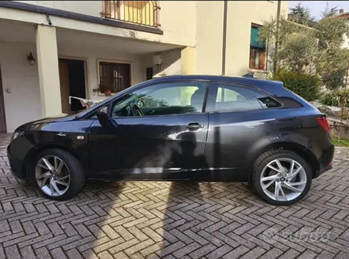Seat Ibiza 2010 photo 3