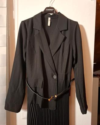 vestito elegante mai indossato