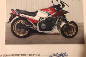 Honda VF 750 - 1983