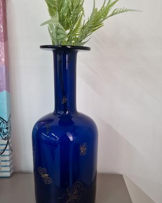 Vaso in vetro blu