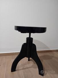 Sgabello da pianoforte