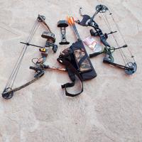 2 Archi compound+ 2 bersagli da allenamento 