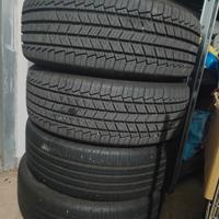 4 pneumatici 225/60 R18