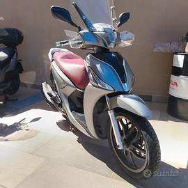 Kymco People 150