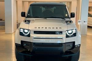 LAND ROVER Defender 110 3.0D I6 250 AWD X-Dyn.SE N