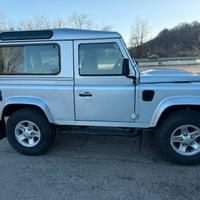 Land Rover Defender 90 2.4TD 2010