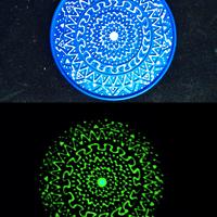 Piastra in gesso fluorescente