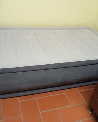 letto gonfiabile