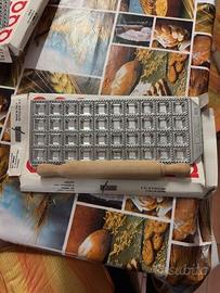 STAMPO PER 40 RAVIOLI Raviolcasa