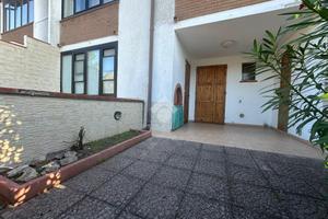 3 LOCALI A COMACCHIO