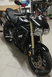 Triumph 675 street triple