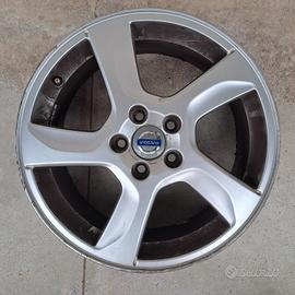 Cerchi R17 Volvo
