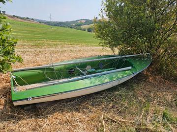 barca a vela 470