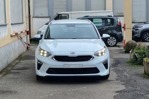 Ceed SW 1.4 t-gdi Business Class 140cv