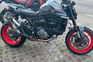 Ducati Monster 937