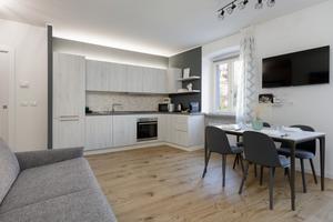 Trilocale in centro a 1 minuto da Piazza Unità