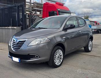 LANCIA Ypsilon 0.9 TwinAir 85 CV 5 porte Metano