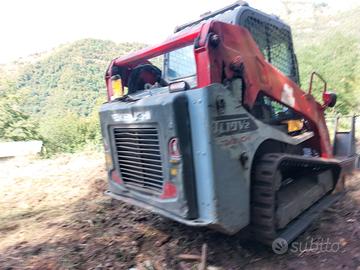 Mini pala Takeuchi TL10
