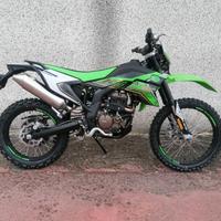 MOTO E SCOOTER 125