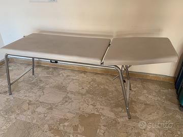 Lettino da visita classico in acciaio