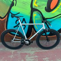 Bici BLB LONDON  simple speed / scatto fisso