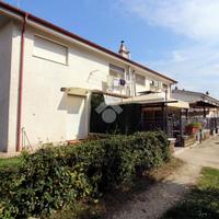 VILLA A SCHIERA A TORRITA TIBERINA