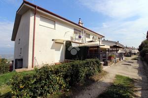 VILLA A SCHIERA A TORRITA TIBERINA