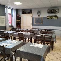 Trattoria -attività ristorazione