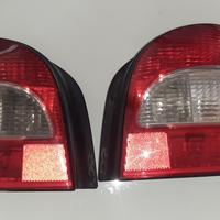 fanali posteriori Renault Scenic dal 2001 al 2004