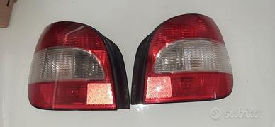 fanali posteriori Renault Scenic dal 2001 al 2004