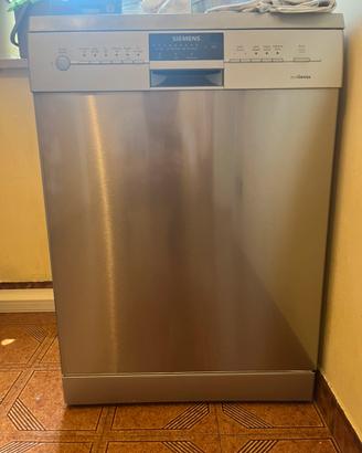 Lavastoviglie Siemens Ecogenius 14 coperti
