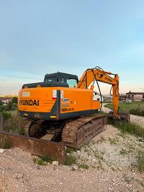Escavatore Hyundai 140