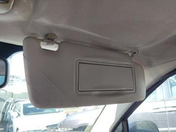 Aletta parasole dx LAND ROVER FREELANDER 2004