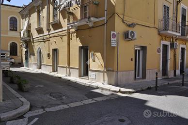 NEGOZIO A FOGGIA
