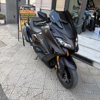 Yamaha TMAX 560 Tech max