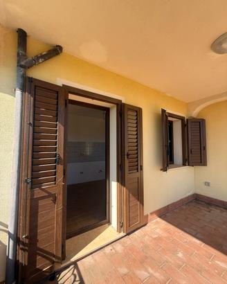 Appartamento in quadrifamiliare con giardino