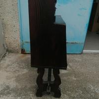 Piccola credenza spagnola,  massello 