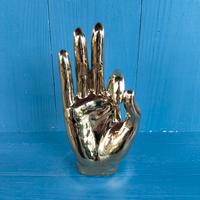 Mano in ceramica color oro lucido 