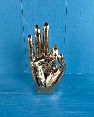 Mano in ceramica color oro lucido 